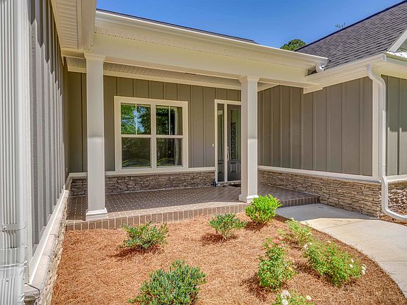 5th image of 2208 Tallahassee Dr