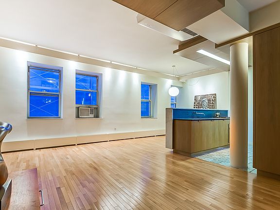 2nd image of 260 W Broadway APT 6E