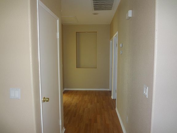 5th image of 543 Divine Way #1