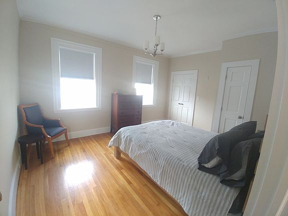 3rd image of 132 North St #1