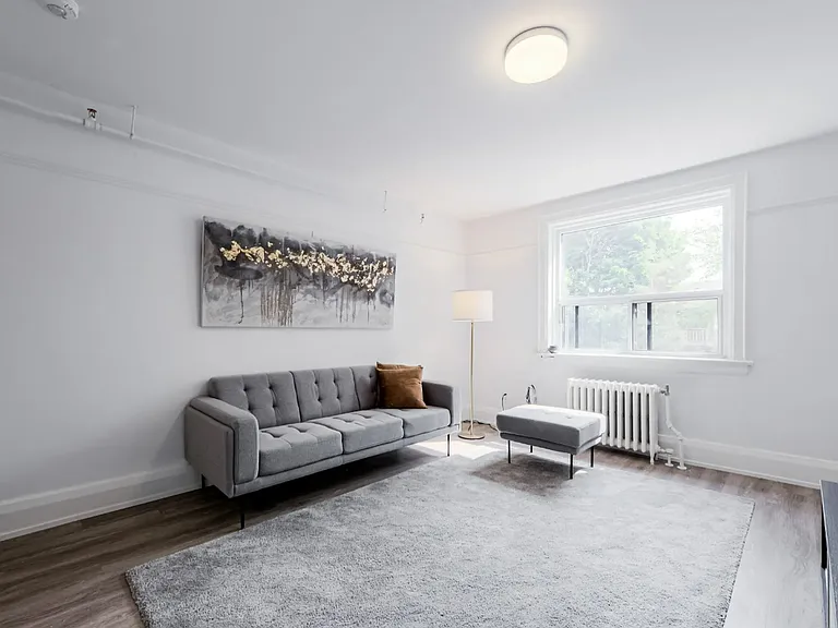 210 Wychwood Ave #10 — Photo 6