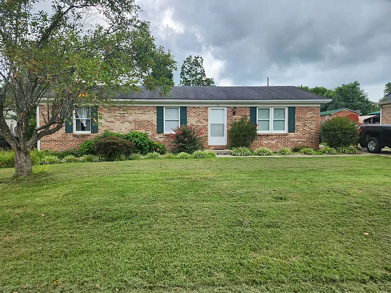 Hickory Rd — Photo 2