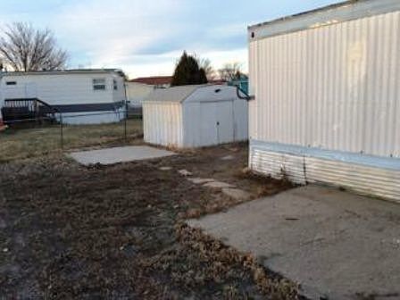 5th image of 1110 Mullins Ln