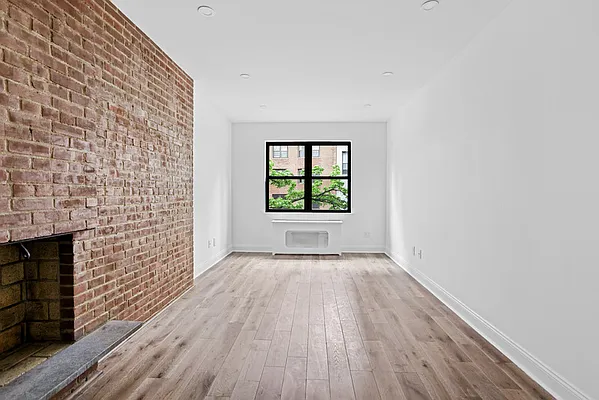 Rented by Cooper & Cooper Real Estate | media 6