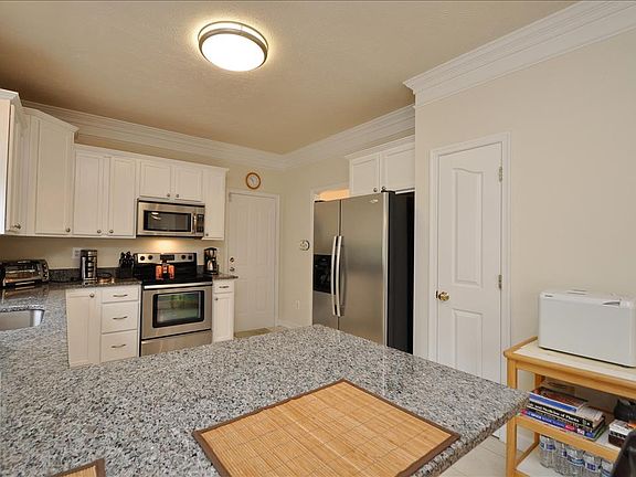 4th image of 9806 Crimson Oaks Way