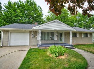 2971 Welland Dr, Saginaw, MI 48601