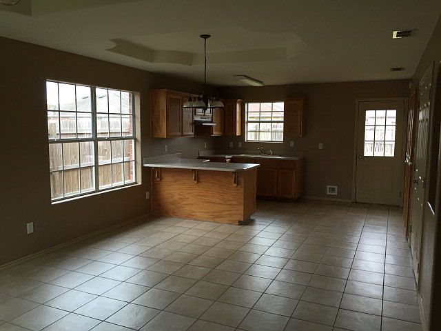 2nd image of 2696 Vienna St