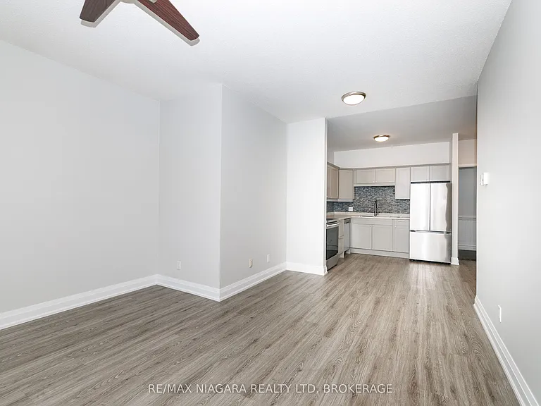 2 Lewis St #9 — Photo 10