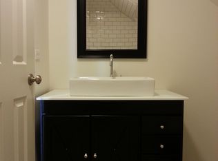 630 Elm St, Deerfield, IL 60015