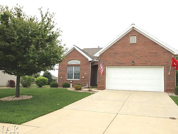 2nd image of 47 Crista Ann Ct
