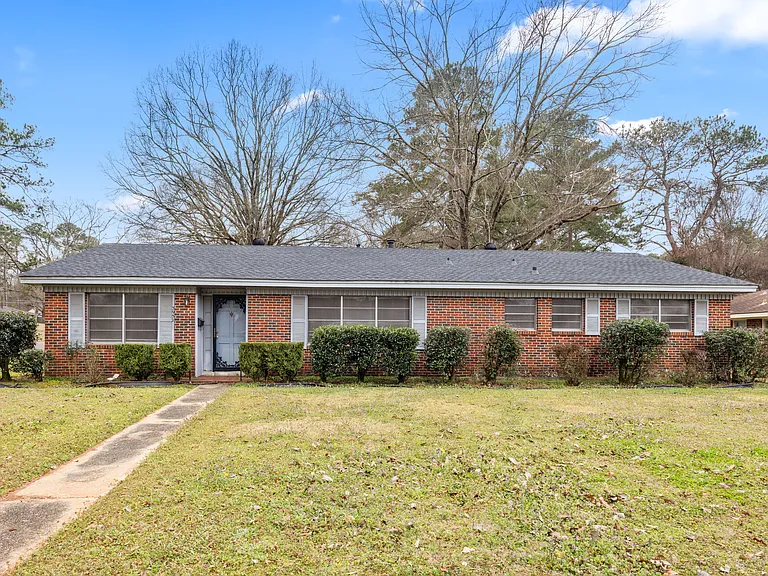 3932 Meredith Dr — Photo 26