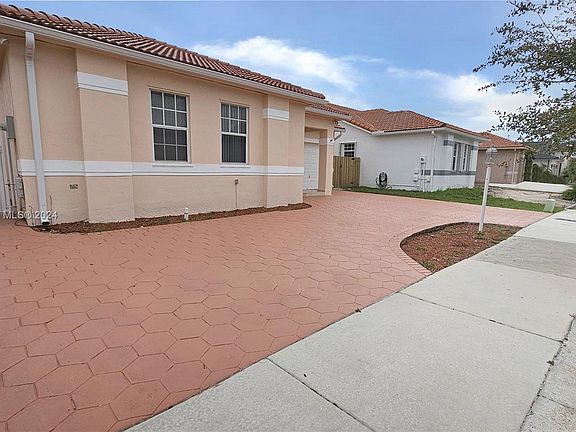 4th image of 9002 NW 146th Ter