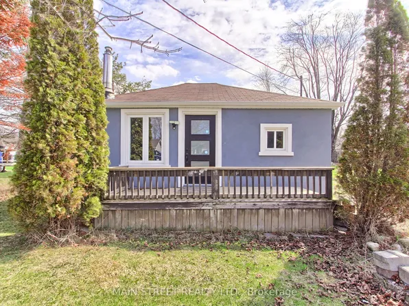 127 Woodfield Dr N, Georgina, ON L0E 1N0