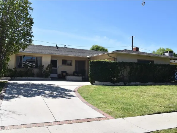 24118 Archwood St, West Hills, CA 91307