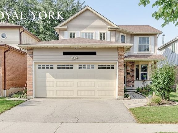 2nd image of 265 Wright Cres #1