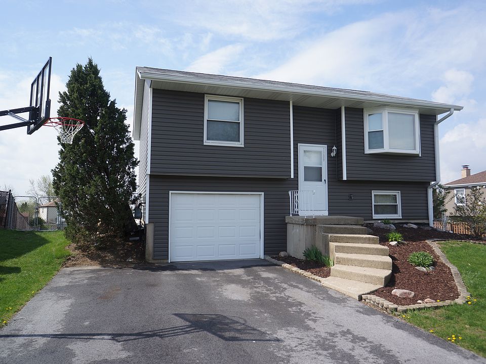 1st image of 7209 W Mathews Dr