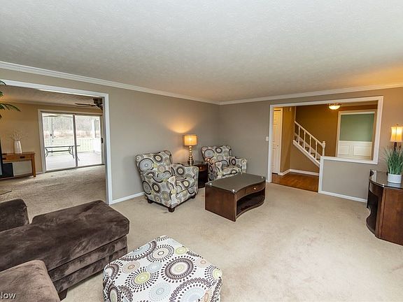 5th image of 6061 Willow Lake Dr