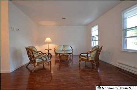 4th image of 5 Alder Court