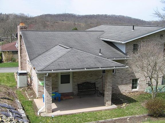 5th image of 1203 Howard St