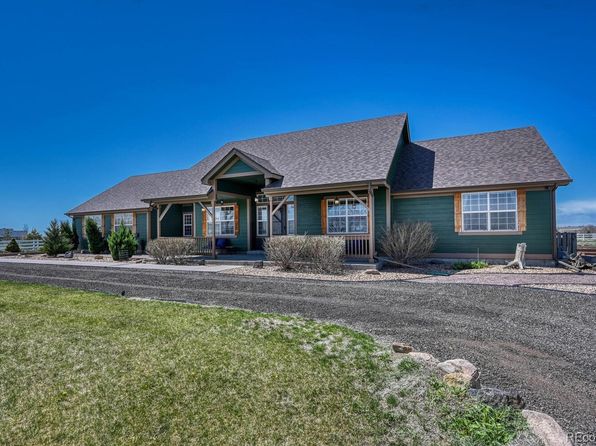 55610 E 40th Avenue, Strasburg, CO 80136