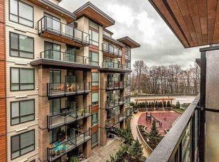 733 3rd St W #418, North Vancouver, BC V7M0C8