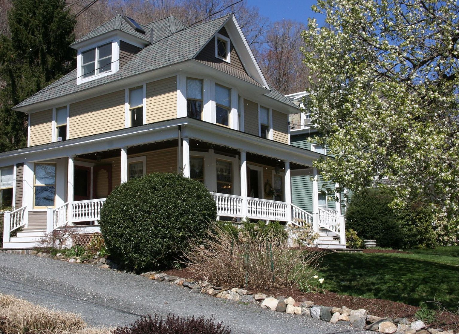 83 Edgemont Rd, Katonah, NY 10536 Zillow