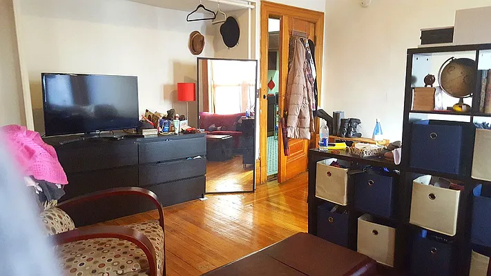 Rented by Manhattan Spaces | media 18