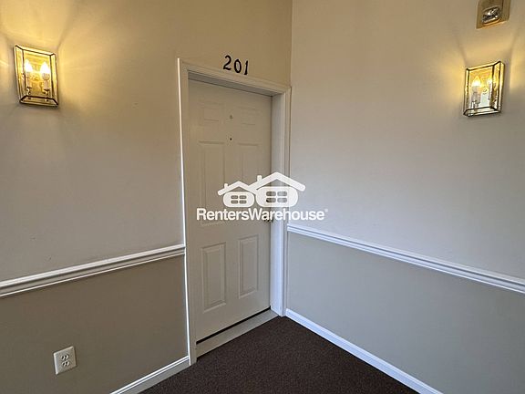 5th image of 2155 Scotts Crossing Ct APT 201