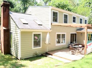 590 Ardwood Rd #H, Earlysville, VA 22936