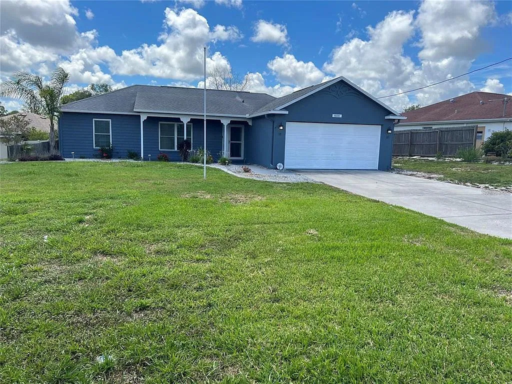 3 bed, 2.0 bath, 1371 sqft, $1,850 — Photo 2