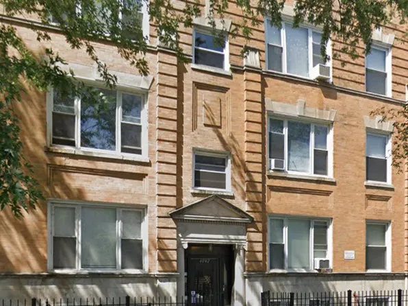 4040 S Calumet Ave, Chicago, IL 60653