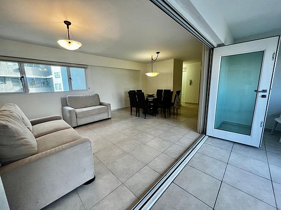 5th image of 1360 Ashford #304