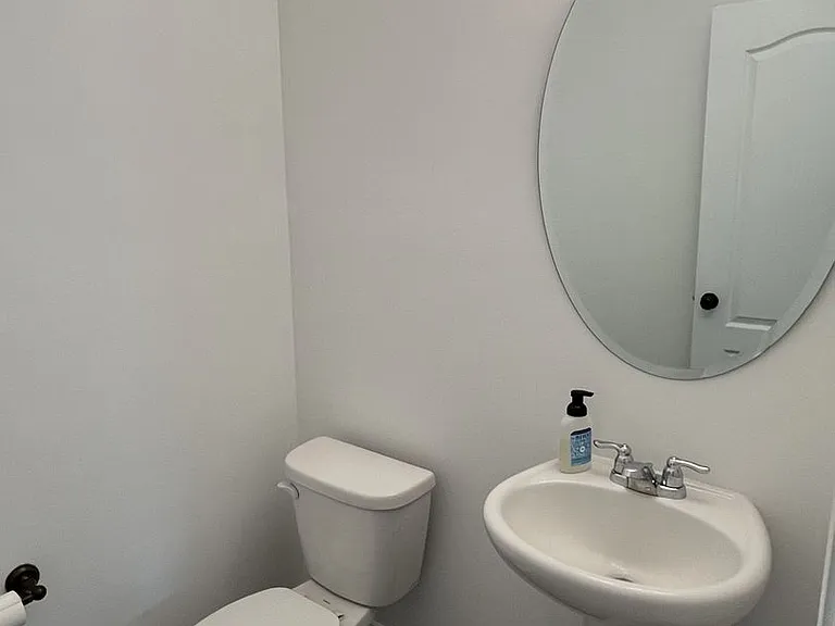 616 Southstone Dr — Photo 6