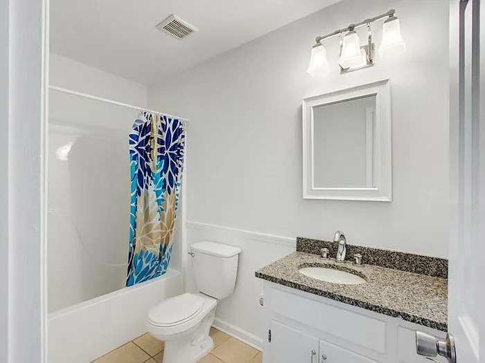 114 Wilton St — Photo 10