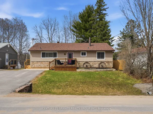 66 Sprucedale St, Highlands East, ON K0L 1M0