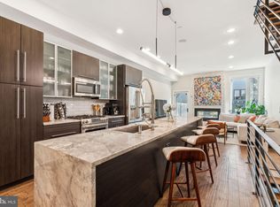 1211 1/2 Day St, Philadelphia, PA 19125
