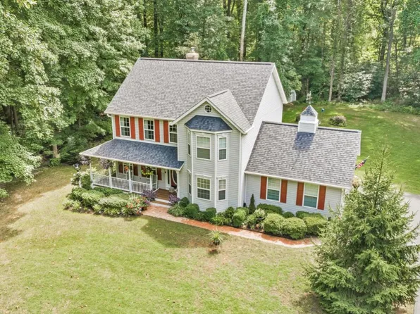 3145 Queensberry Dr, Huntingtown, MD 20639
