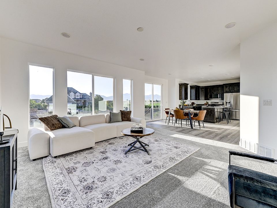2nd image of 377 E Broderick Way #106