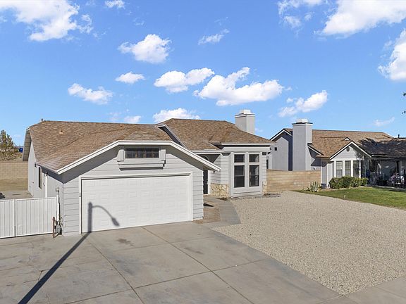 3rd image of 4211 E Avenue Q11