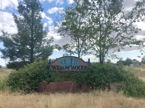 607 W Willow Dr, Kanab, UT 84741