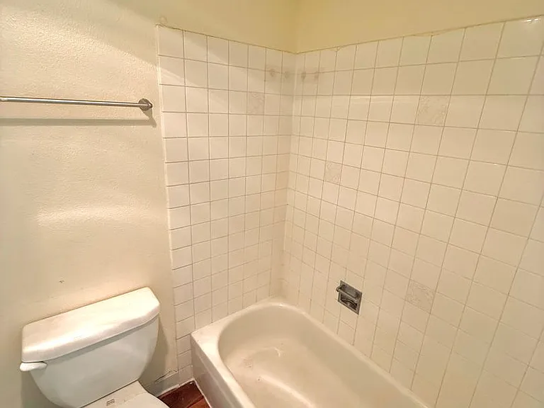 4259 8th Ave NE #1 — Photo 21
