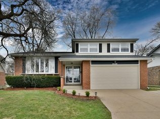 1830 N Dale Ave, Arlington Heights, IL 60004