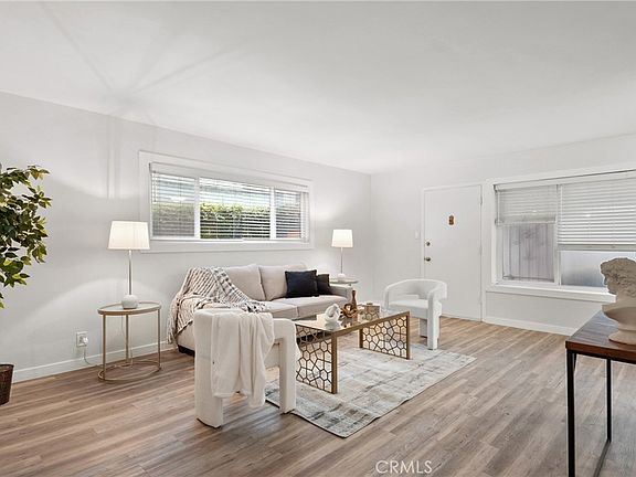 3rd image of 939 E Appleton St APT 26