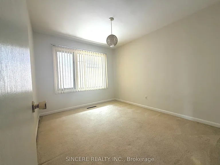 36 Sumner Heights Dr — Photo 16