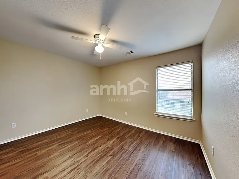 1613 W Hercules Ln — Photo 18