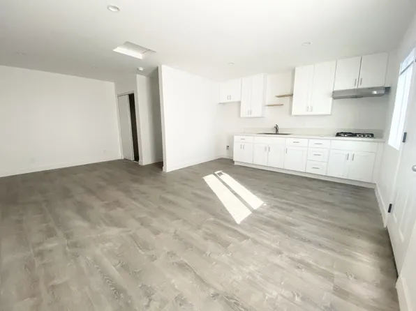 2019 City View Ave #2021-1/4, Los Angeles, CA 90033