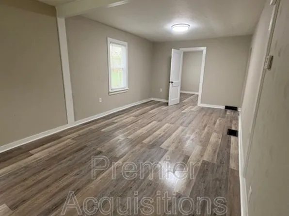 507 Porter St, Alton, IL 62002