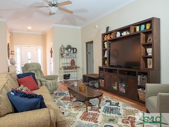 5th image of 347 Brighton Woods Dr
