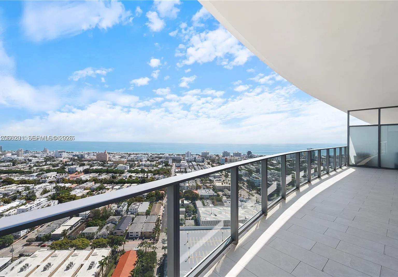 2 bed, 2.5 bath, 1450 sqft, $19,000 — Photo 1