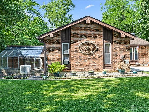 2nd image of 6553 Gretel Ct